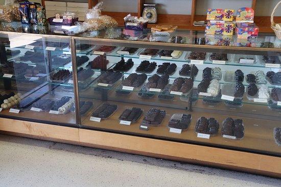 Newport Candy's Ice Cream Parlour